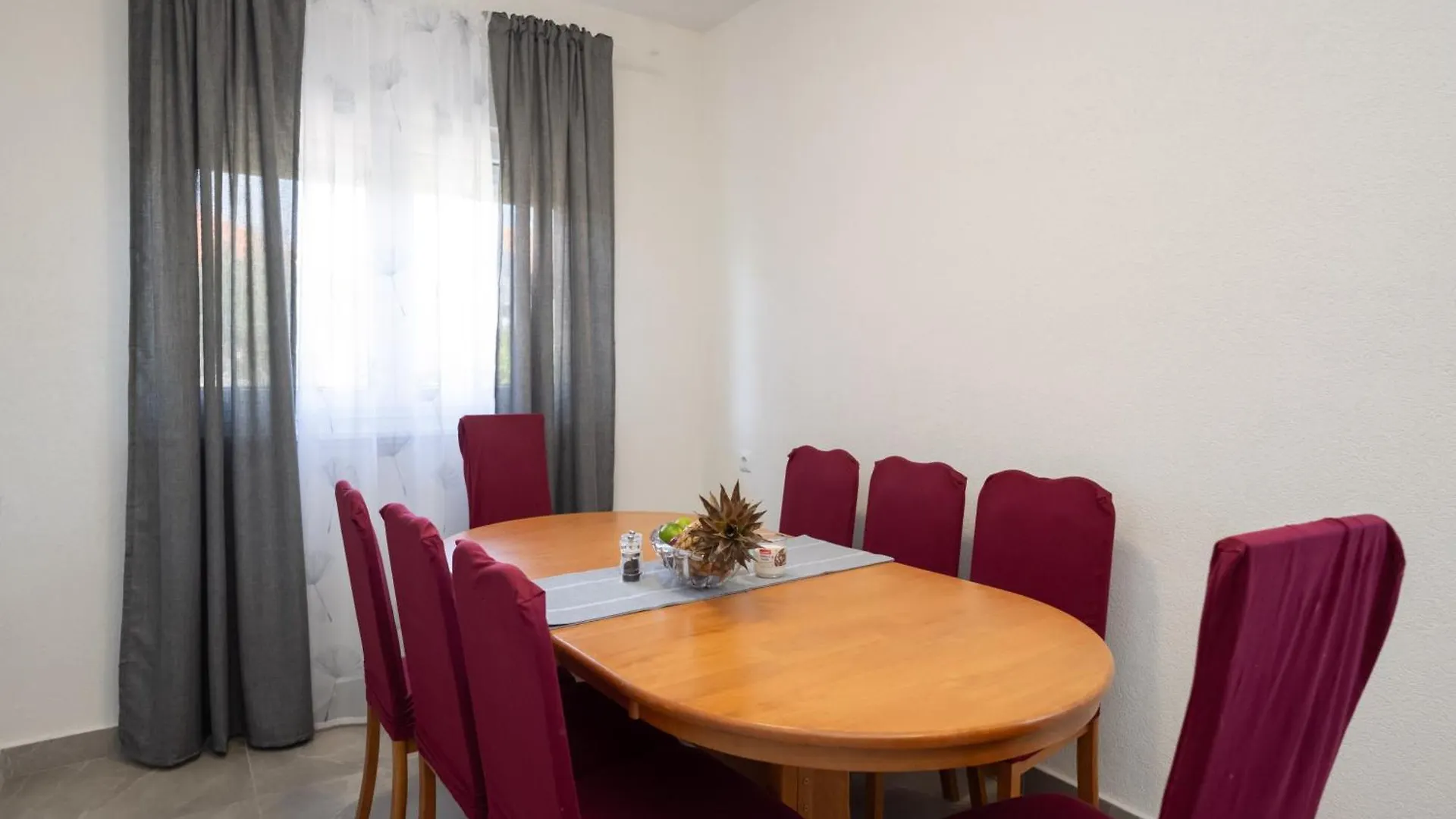 Apartments Anica Zadar
